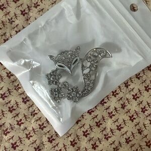 Elegant Silver Fox Brooch
